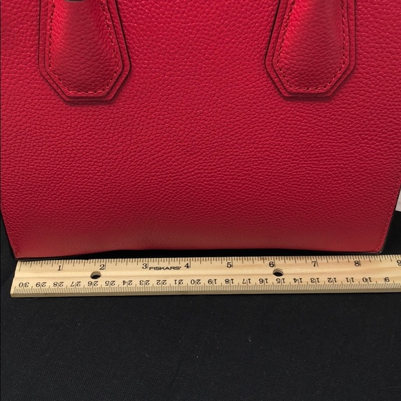 Like New Michael Kors Pink Leather Handbag 8.5”x8” - Picture 7 of 12